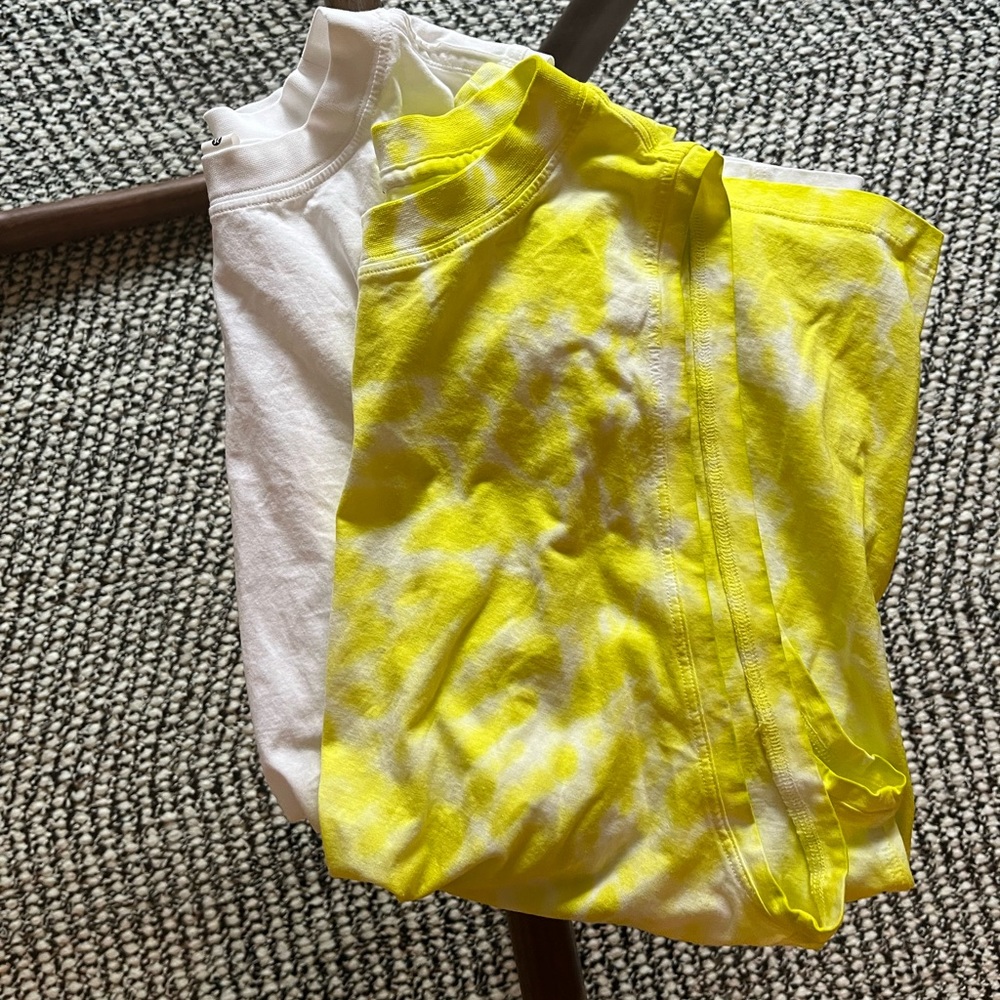 Lululemon Muscle Tanks Size 2
